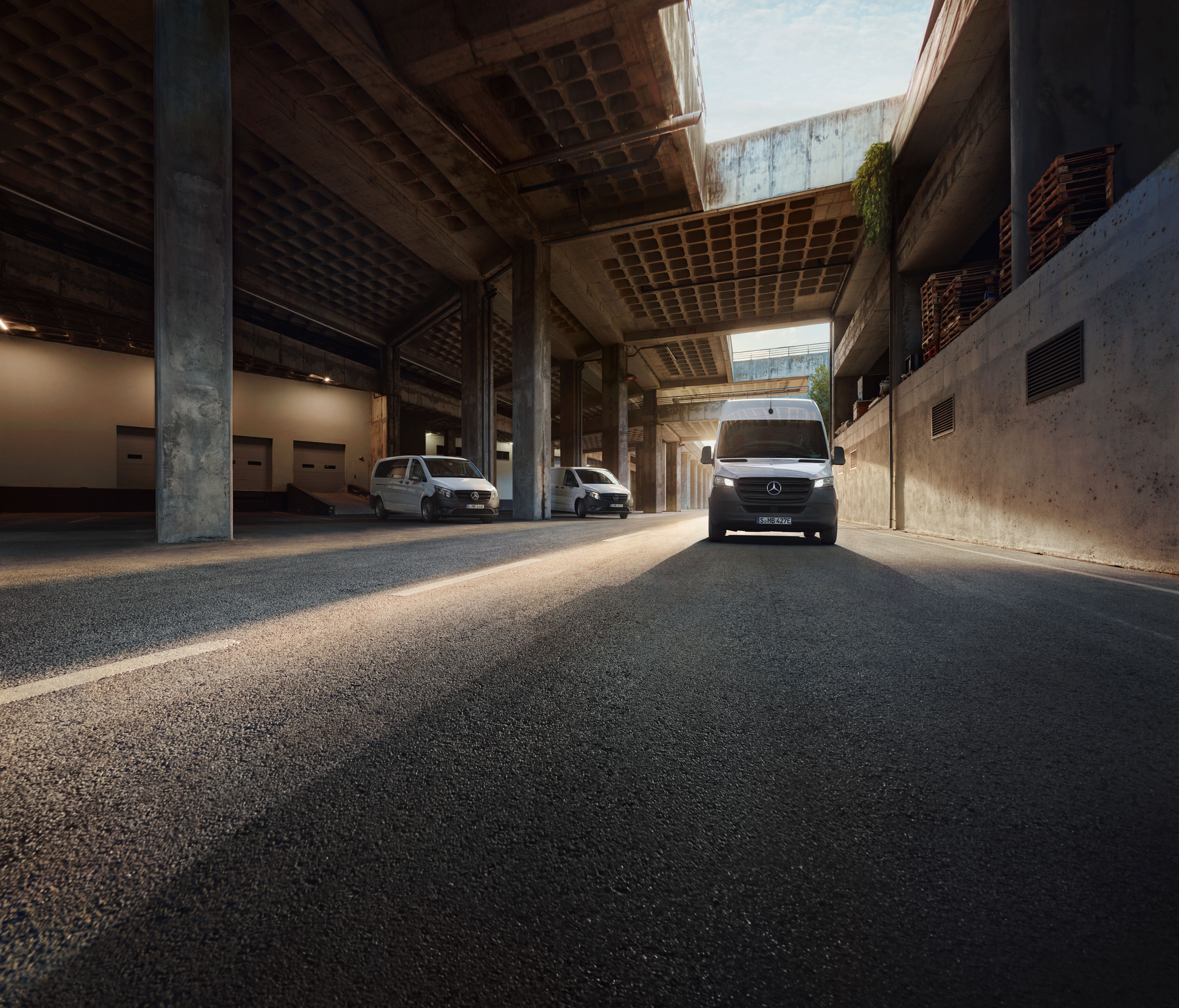 Acties van Mercedes-Benz bedrijfswagens. Acties van Mercedes-Benz bedrijfswagens.