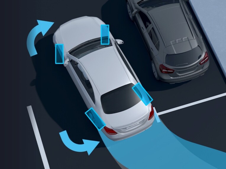 Rear axle steering with large steering angle in the display of your Mercedes-Benz.