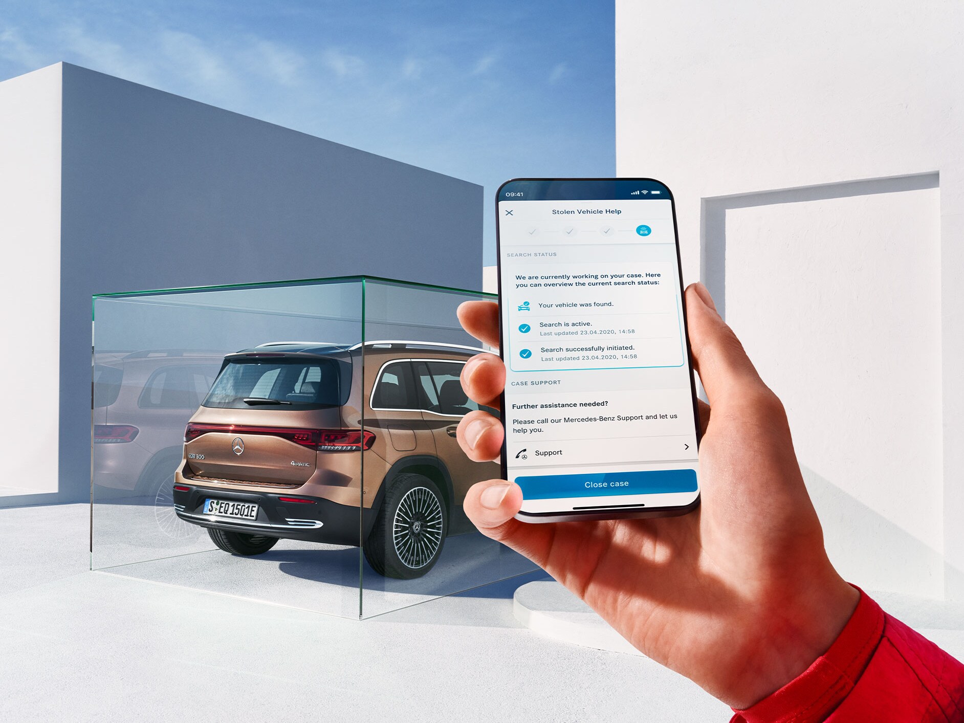 Op een smartphone wordt met de Digitale extra voor GUARD 360° hulp geboden bij diefstal van de auto.