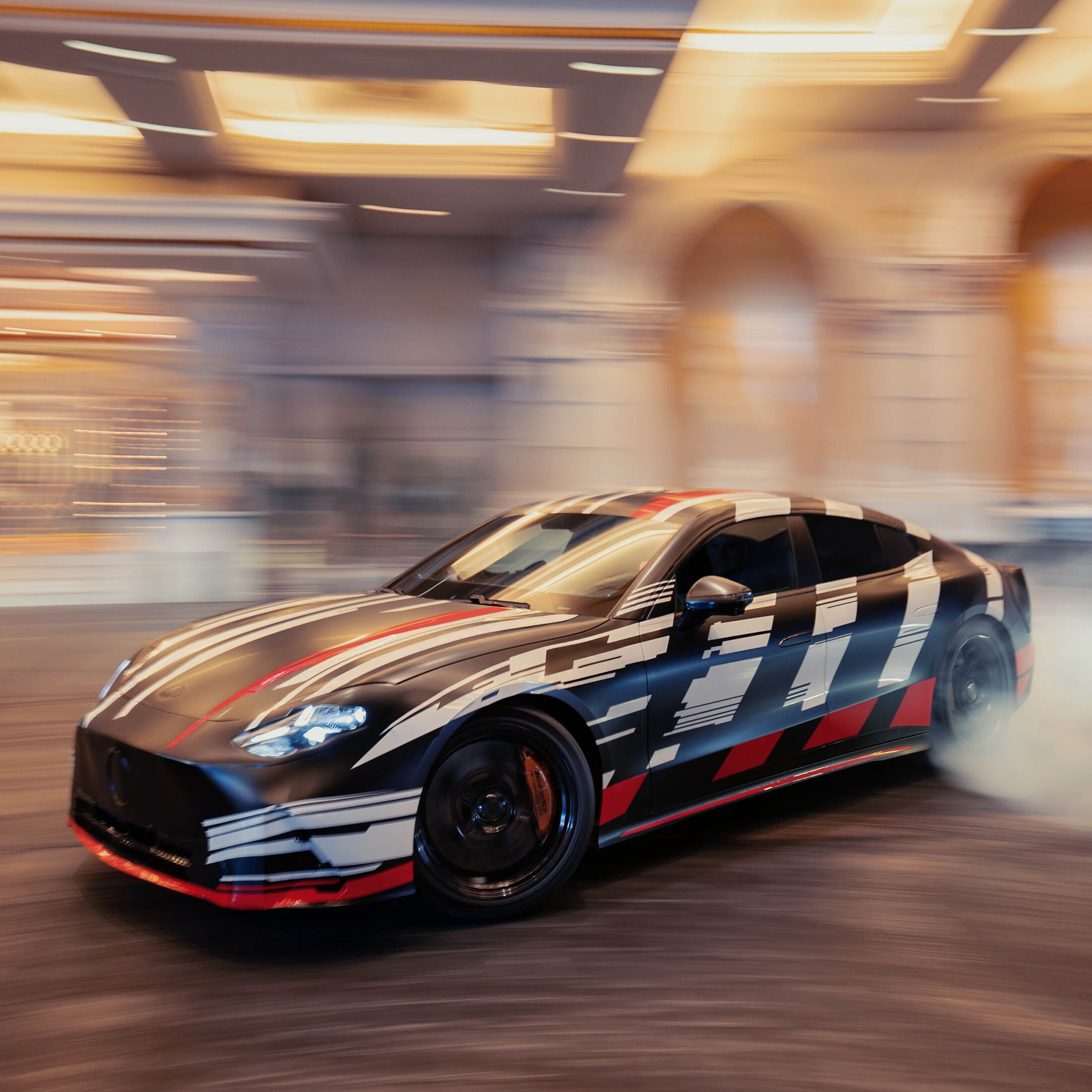 De nieuwe Mercedes-AMG GT 4-Deurs Coupé.