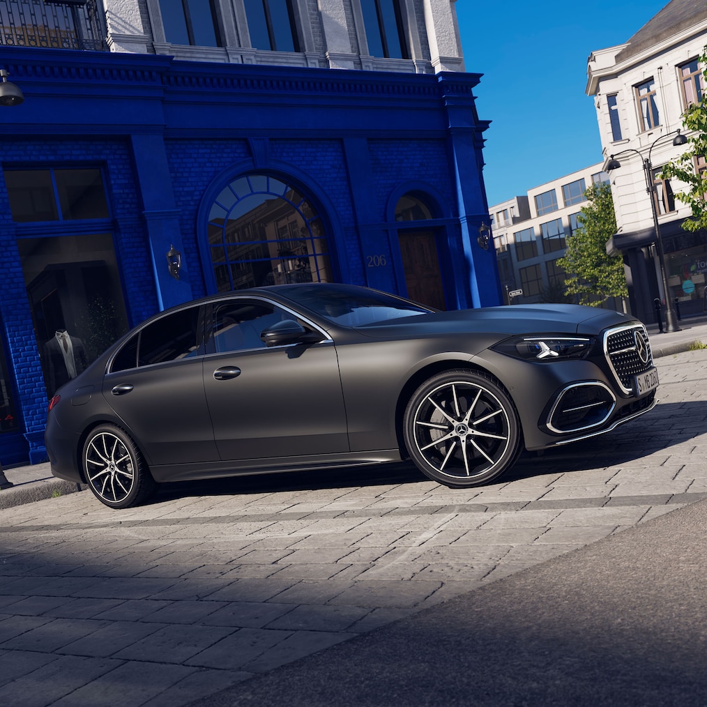 De voorzijde van de nieuwe C-Klasse Limousine van Mercedes-Benz.