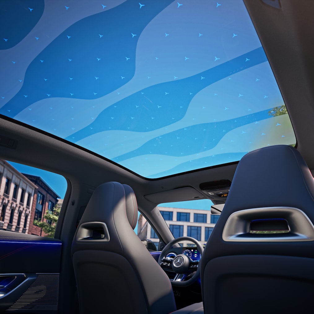 Het panoramadak van de volledig nieuwe elektrische C-Klasse van Mercedes-Benz.