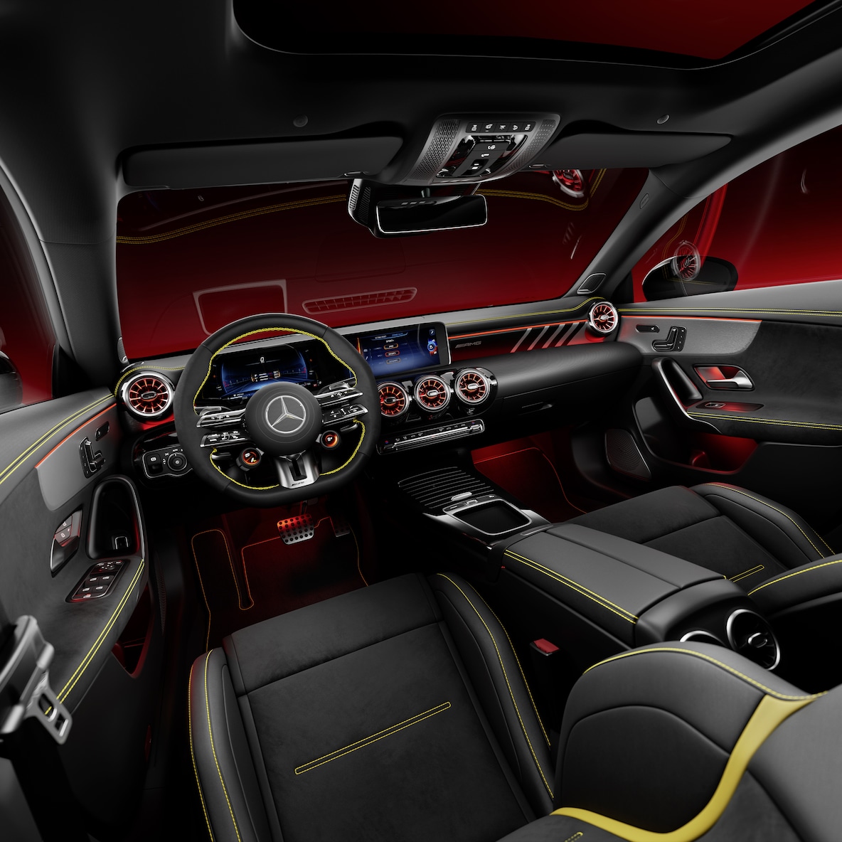 Het interieur van de Mercedes-AMG CLA Coupé met AMG Performance-stoelen en AMG Performance-stuurwiel.