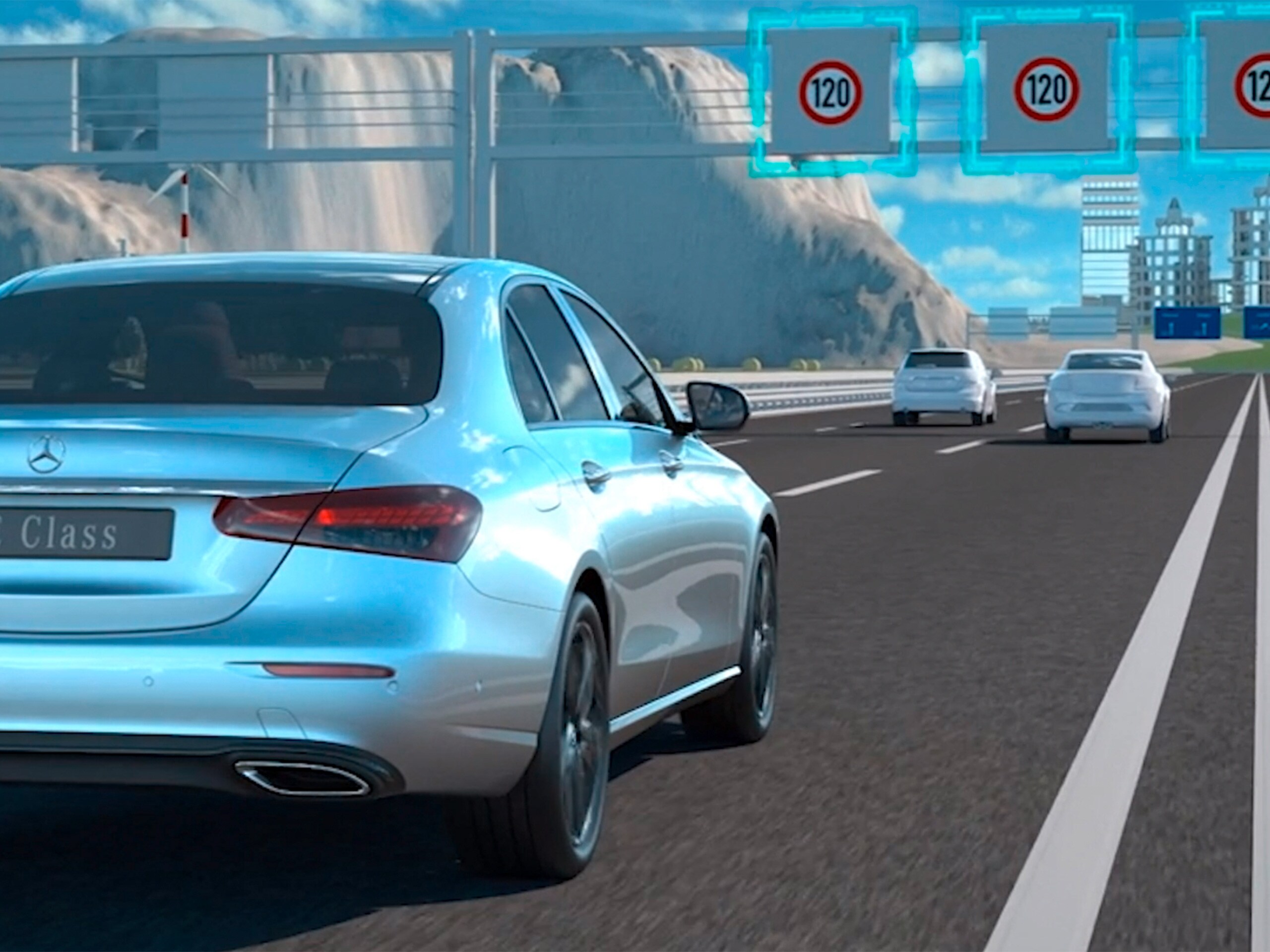 De video toont de werking van de actieve snelheidslimietassistent in de Mercedes-Benz CLS Coupé.