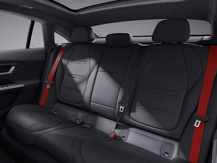 De bekleding in AMG-nappaleder voor de Mercedes-AMG EQE Limousine.