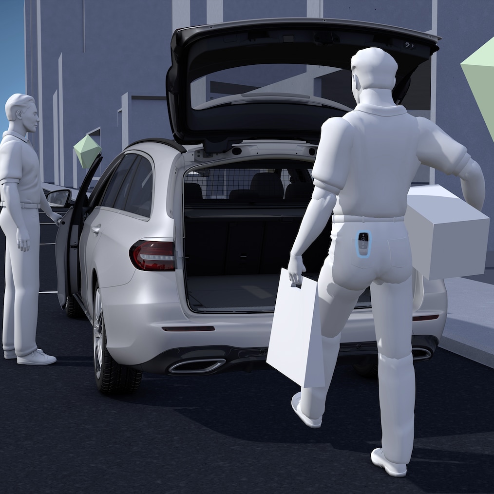 Weergave van een Mercedes-AMG EQE 53 4MATIC+ SUV met geopende voorportieren.