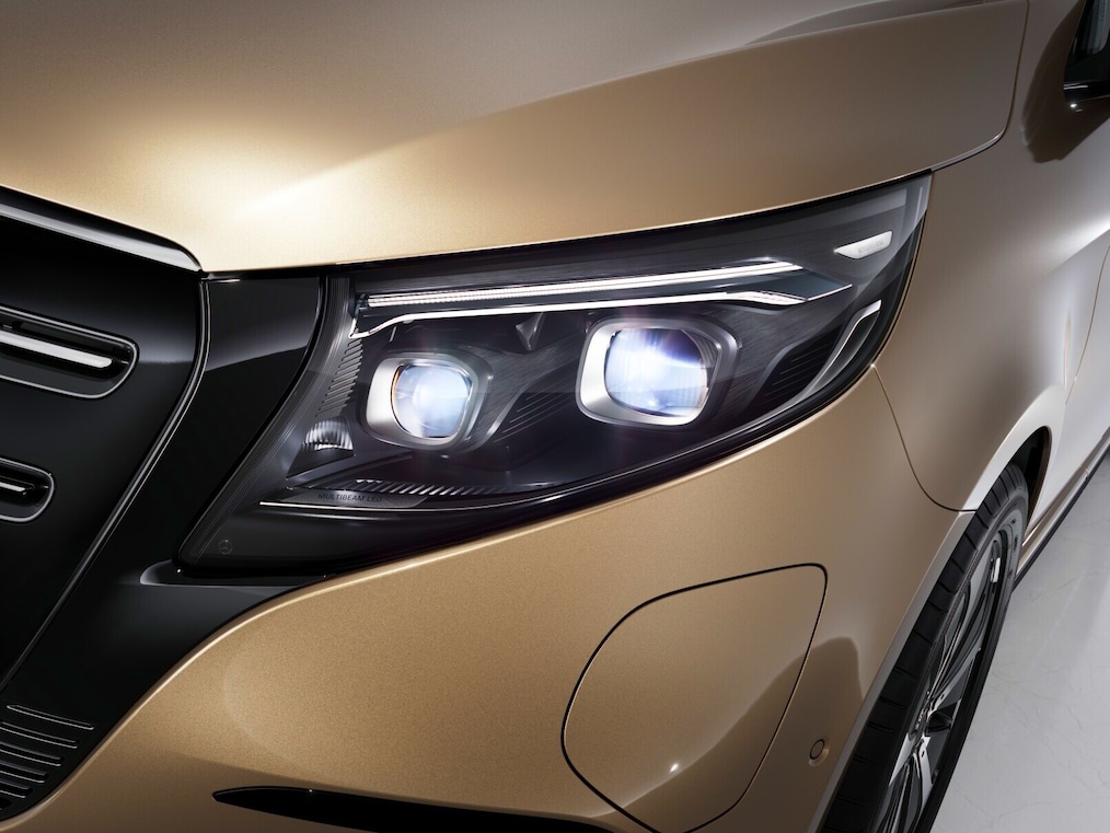 Profiteer van uitstekend zicht met de MULTIBEAM LED‑koplampen met grootlichtassistent PLUS – of je nu op snelwegen, provinciale wegen of in stadsverkeer rijdt.