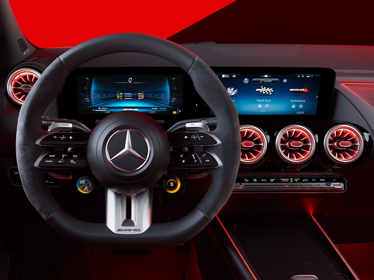 AMG TRACK PACE in de Mercedes-AMG GLA.