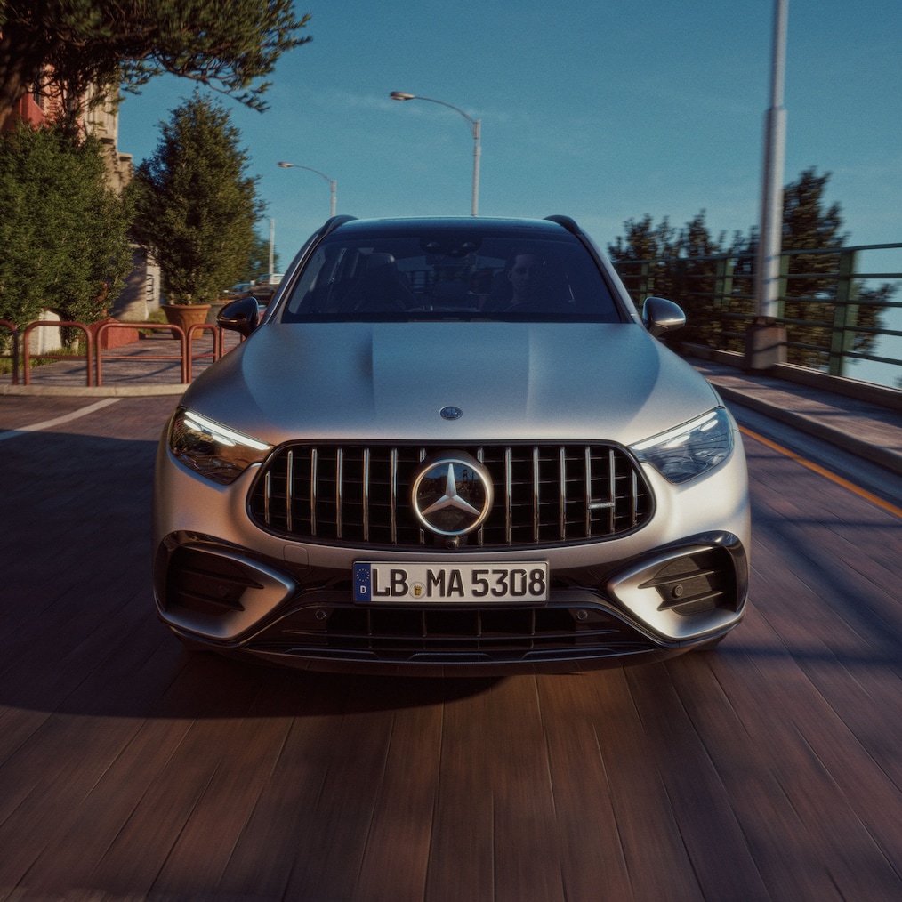 De voorzijde van de nieuwe Mercedes-AMG GLC SUV.