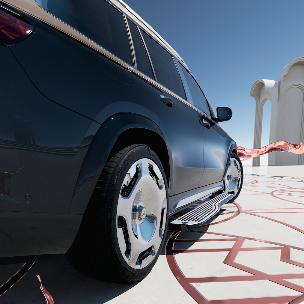 Verticaal bovenaanzicht van de Mercedes-Maybach GLS 600 met geopende portieren en uitgeschoven treeplanken.