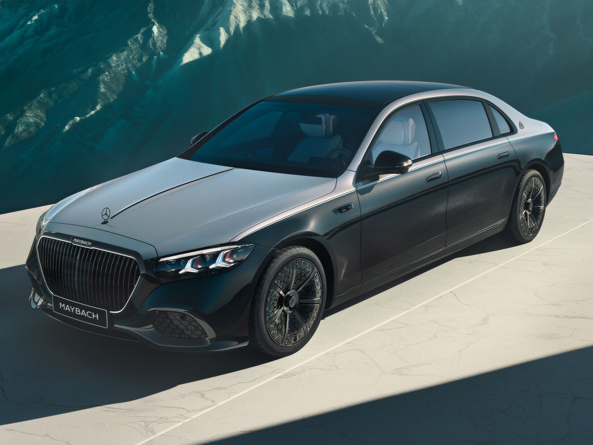 De Mercedes-Maybach S-Klasse met Night Series.