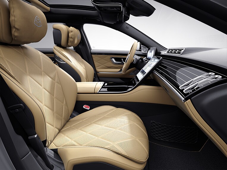 MANUFACTUUR-interieurpakket in de cockpit van de Mercedes-Maybach S-Klasse.
