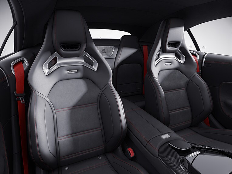 De AMG Performance-stoelen in de Mercedes-AMG SL Roadster.