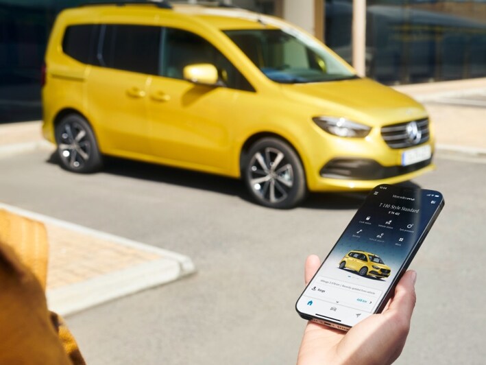 Weergave van Remote Services Plus op een smartphone.