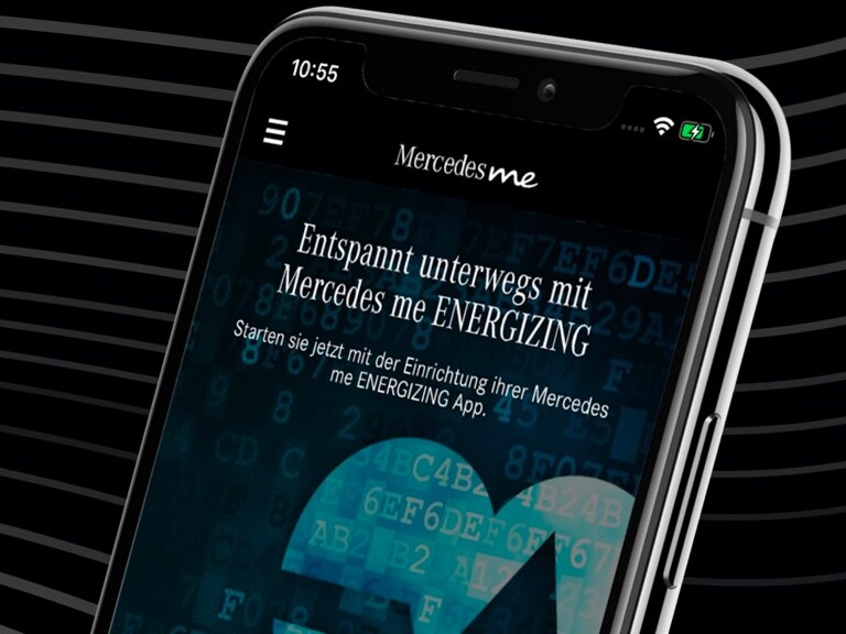 Op een smartphone is de Mercedes-Benz ENERGIZING-app geopend en worden de eerste stappen voor het instellen weergegeven