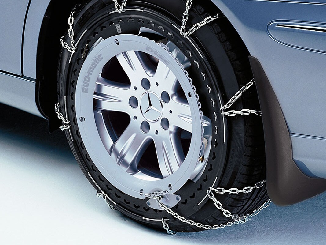 Een detailopname van de RUD-matic DISC-sneeuwketting.