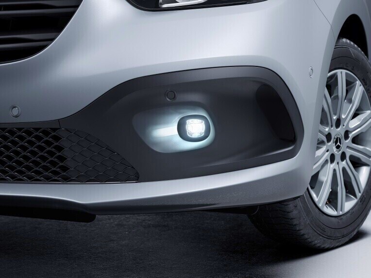 Led-mistlampen van het lichtpakket bij de Mercedes-Benz eCitan Gesloten Bestelwagen.