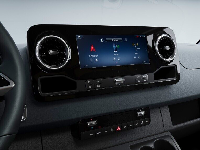 Het MBUX multimediasysteem in de Mercedes-Benz eSprinter Gesloten Bestelwagen.