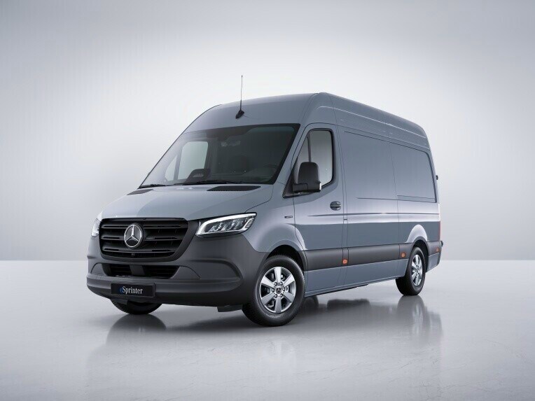 De uitrustingslijn PRO van de Mercedes-Benz eSprinter Gesloten Bestelwagen.