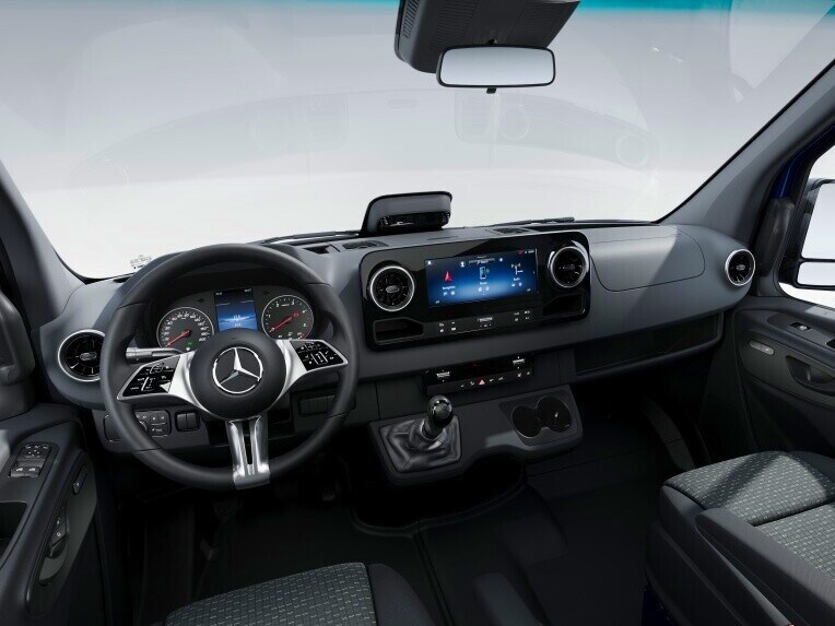 De cabine van de Mercedes-Benz Sprinter Chassiscabine met open laadbak in de SELECT-uitrustingslijn.