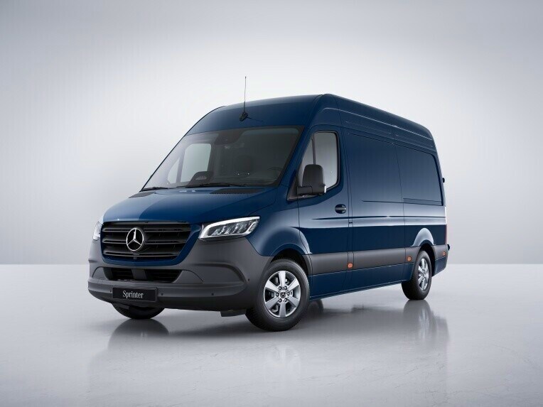 De Mercedes-Benz Sprinter Gesloten Bestelwagen in de PRO-uitrustingslijn.