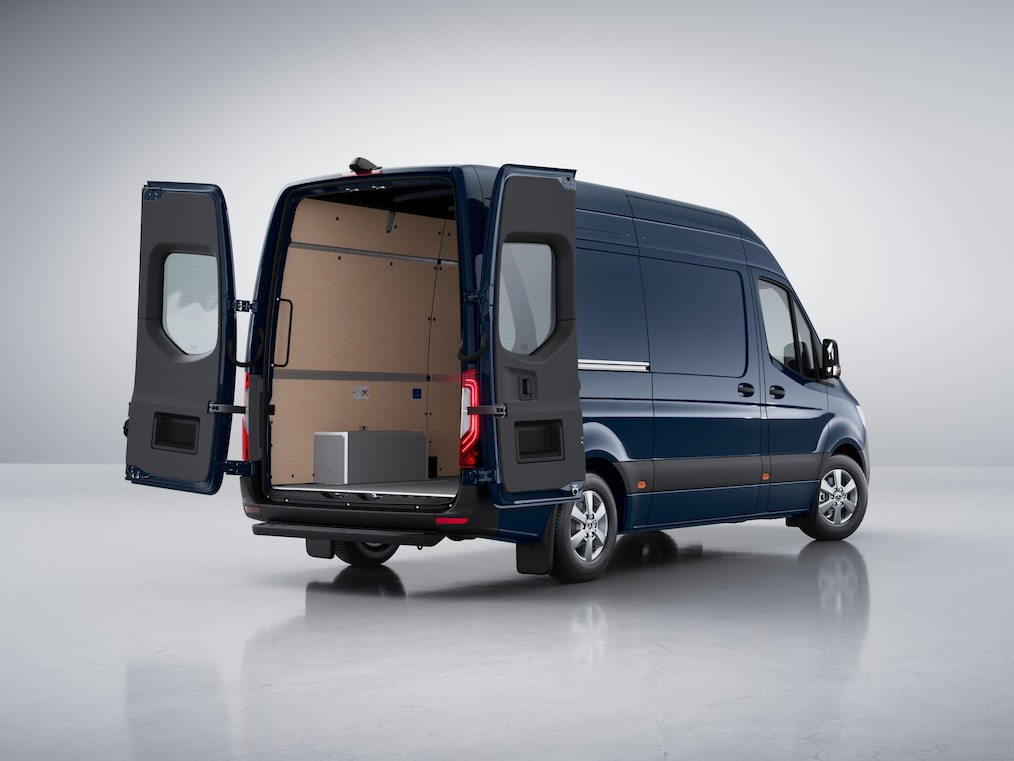 De equipment line SELECT van de Mercedes-Benz Sprinter gesloten bestelwagen.