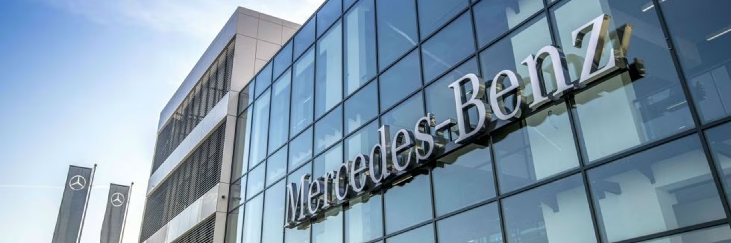Mercedes-Benz Cars Nederland Mercedes-Benz Cars Nederland pand in Utrecht