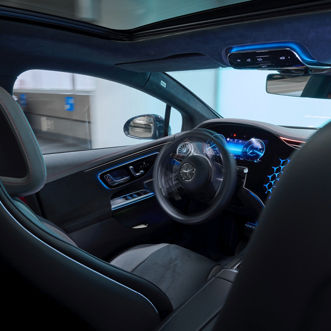 Sterk millimeterwerk. Sterk millimeterwerk.