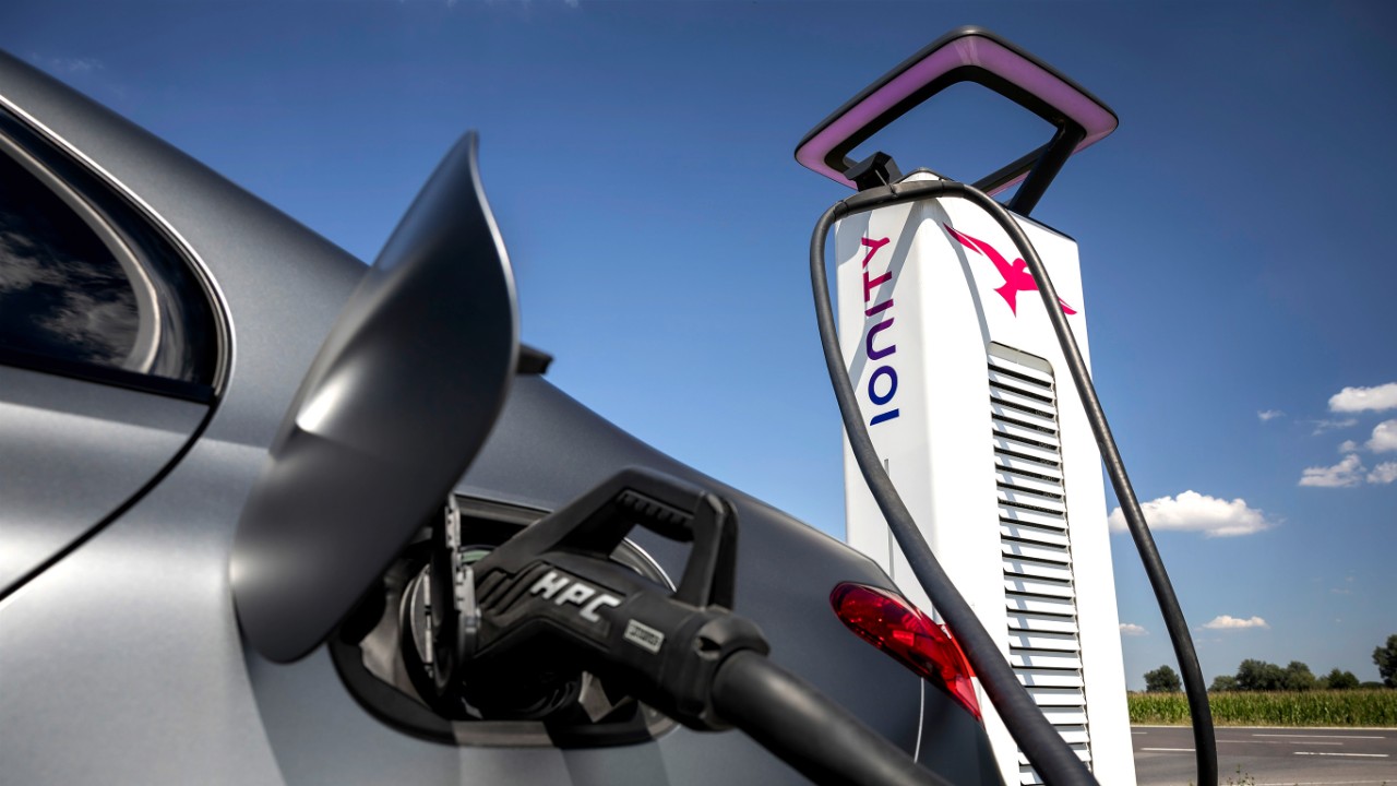 Gemakkelijk aansluiten en snel betalen Gemakkelijk aansluiten en snel betalen