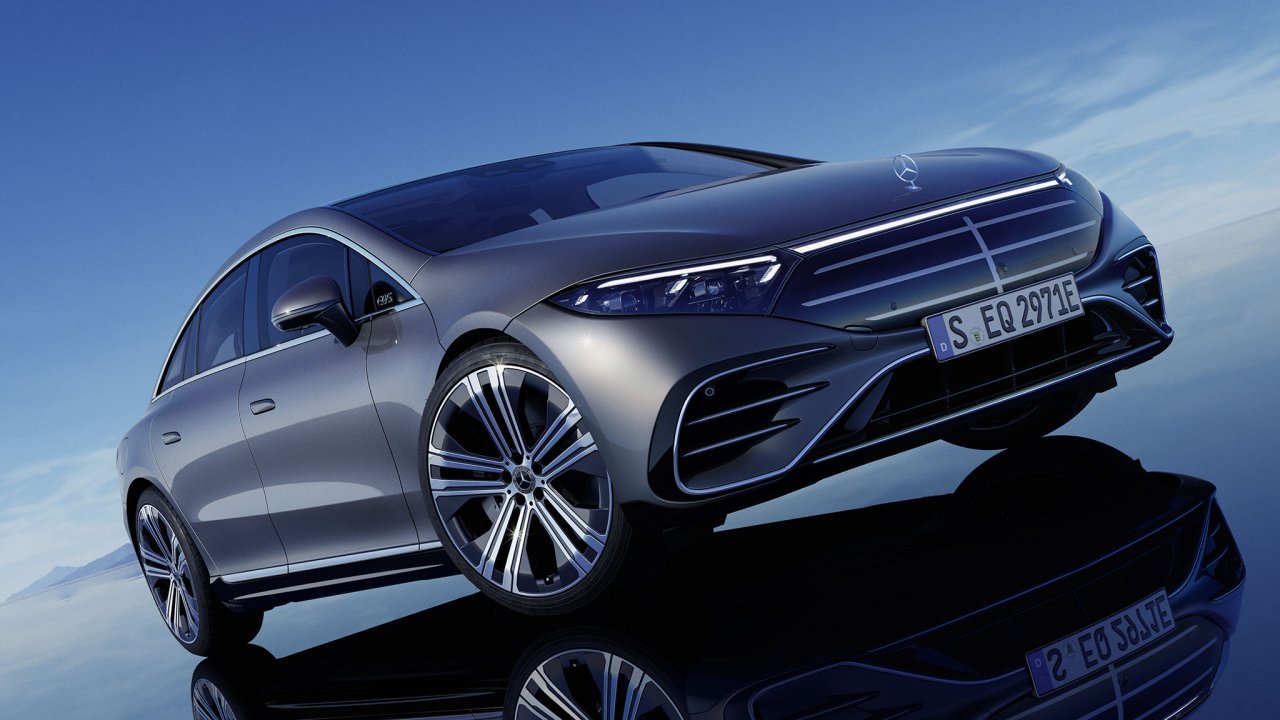 Mercedes top benz eq